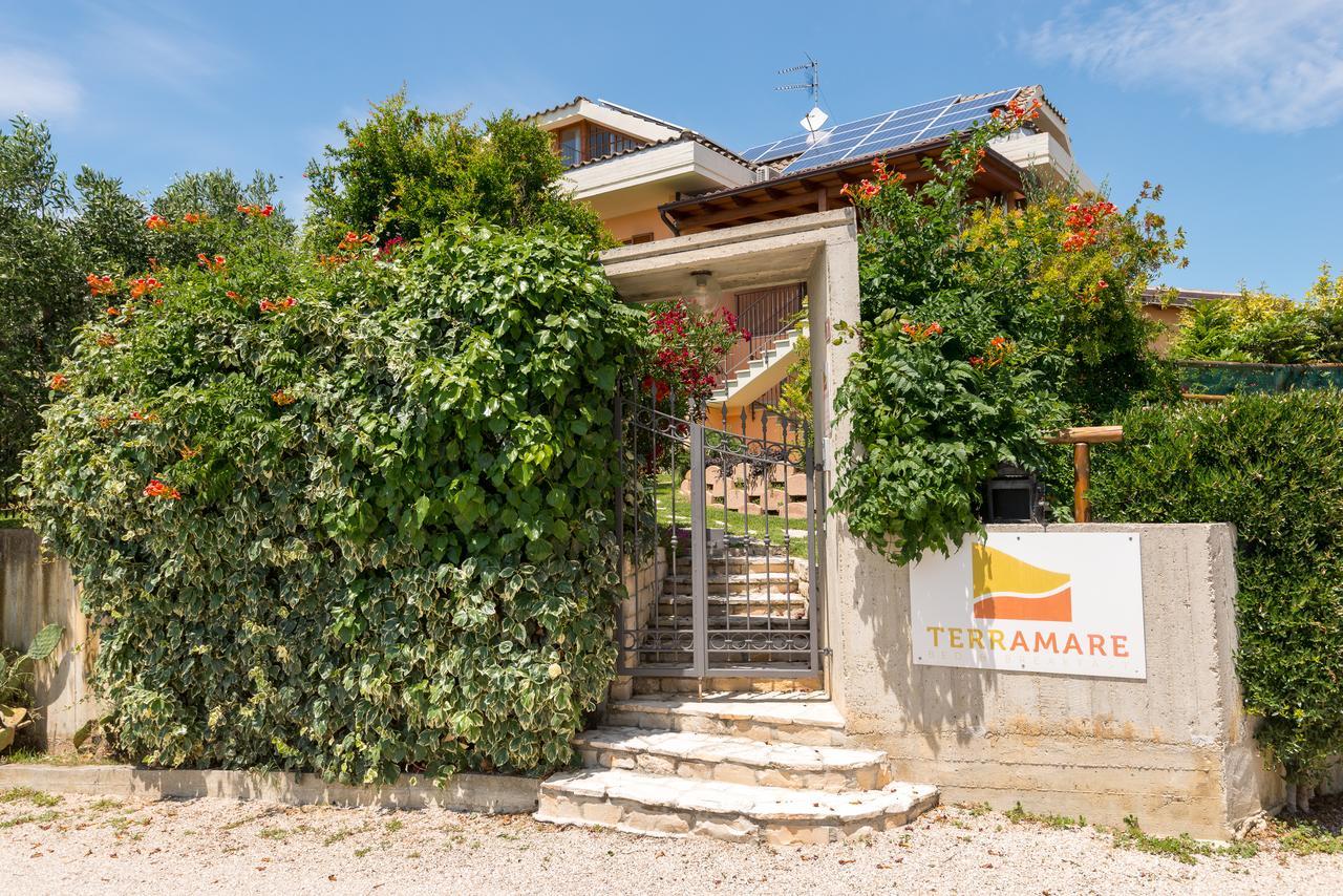 Castorano  B&B Terramare מראה חיצוני תמונה