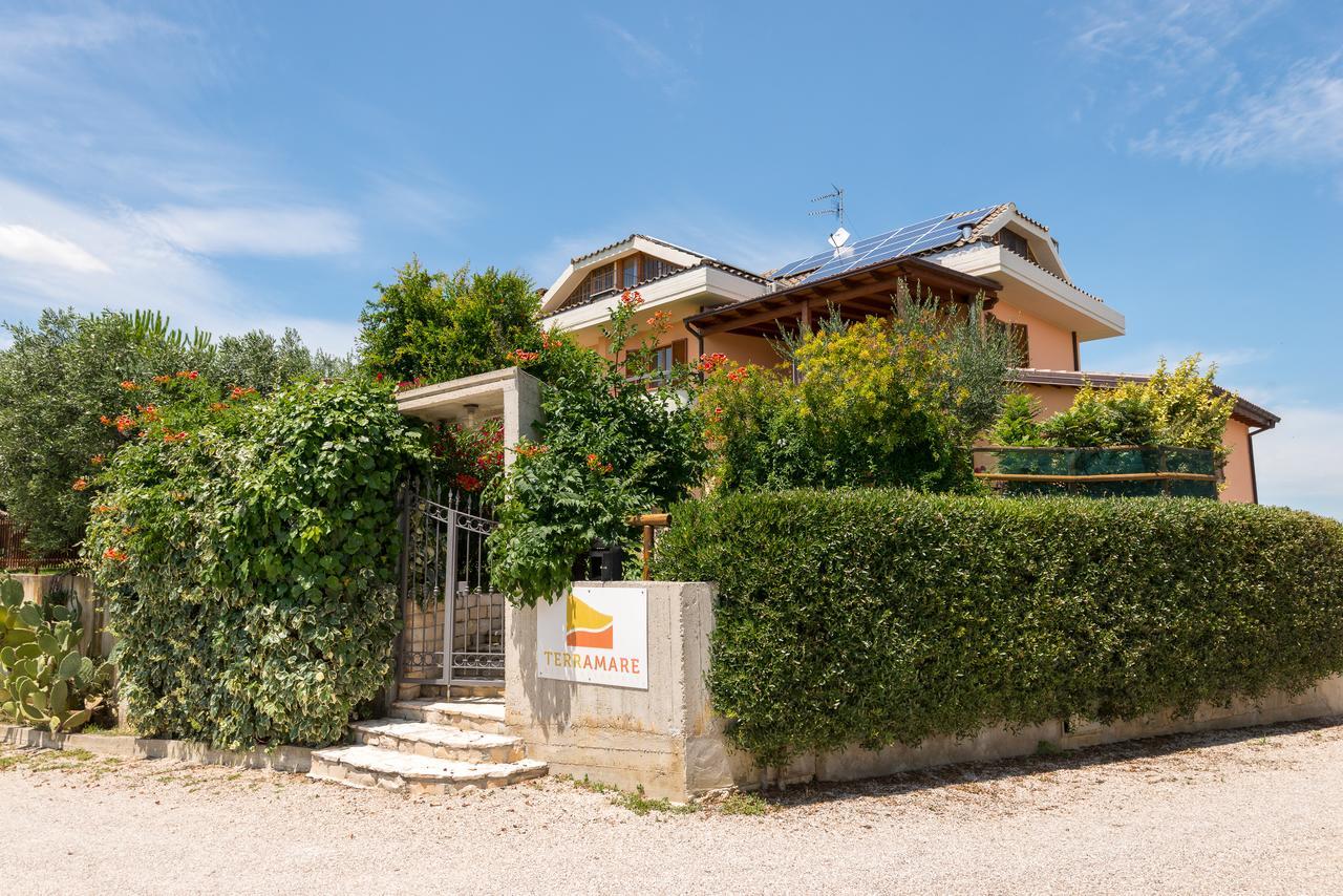 Castorano  B&B Terramare מראה חיצוני תמונה